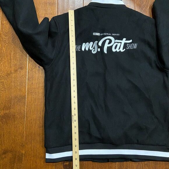 BET The Ms. Pat Show Varsity Black White Embroidered Jacket Men's Size Small - Picture 7 of 7